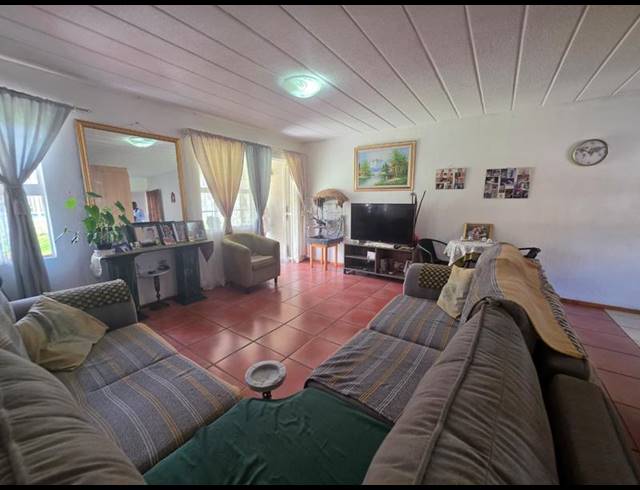 2 BEDROOM TOWNHOUSE FOR SALE IN MEYERSDAL